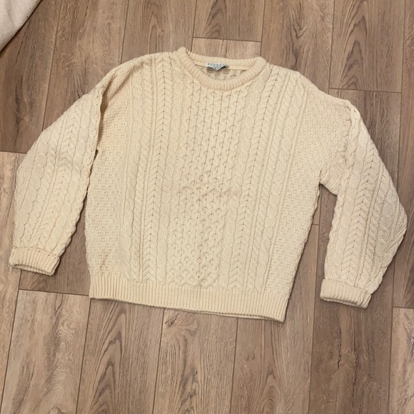 Irish fisherman’s Knit crew neck sweater